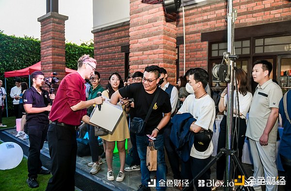 比特币ETF热潮：一场即将改写加密历史的资本盛宴